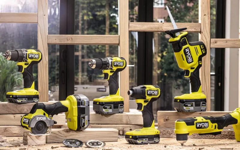 Narzędzia akumulatorowe w praktyce – dlaczego warto postawić na jedną linię produktową